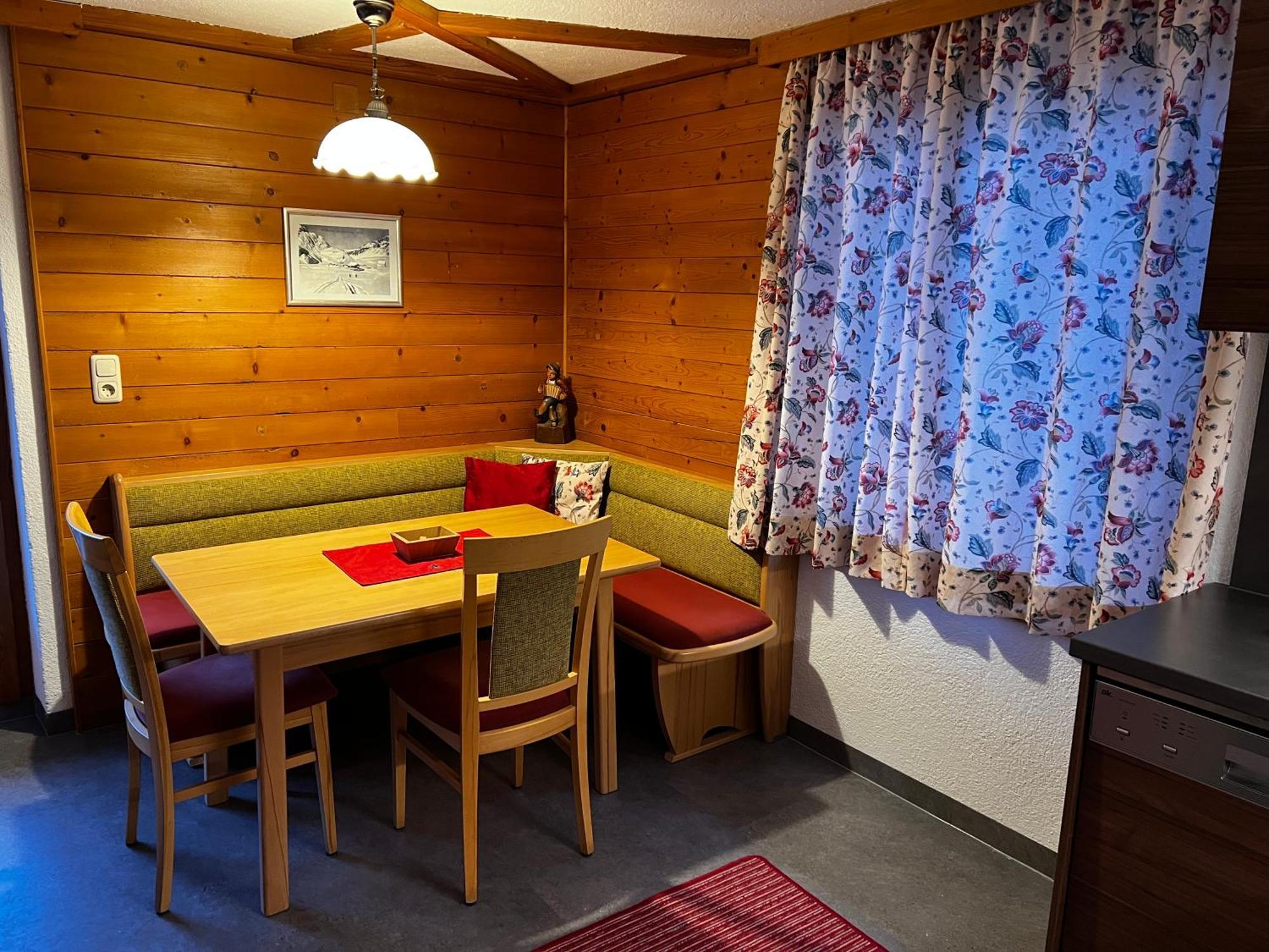 Haus Steissbach Lejlighed St Anton am Arlberg Eksteriør billede